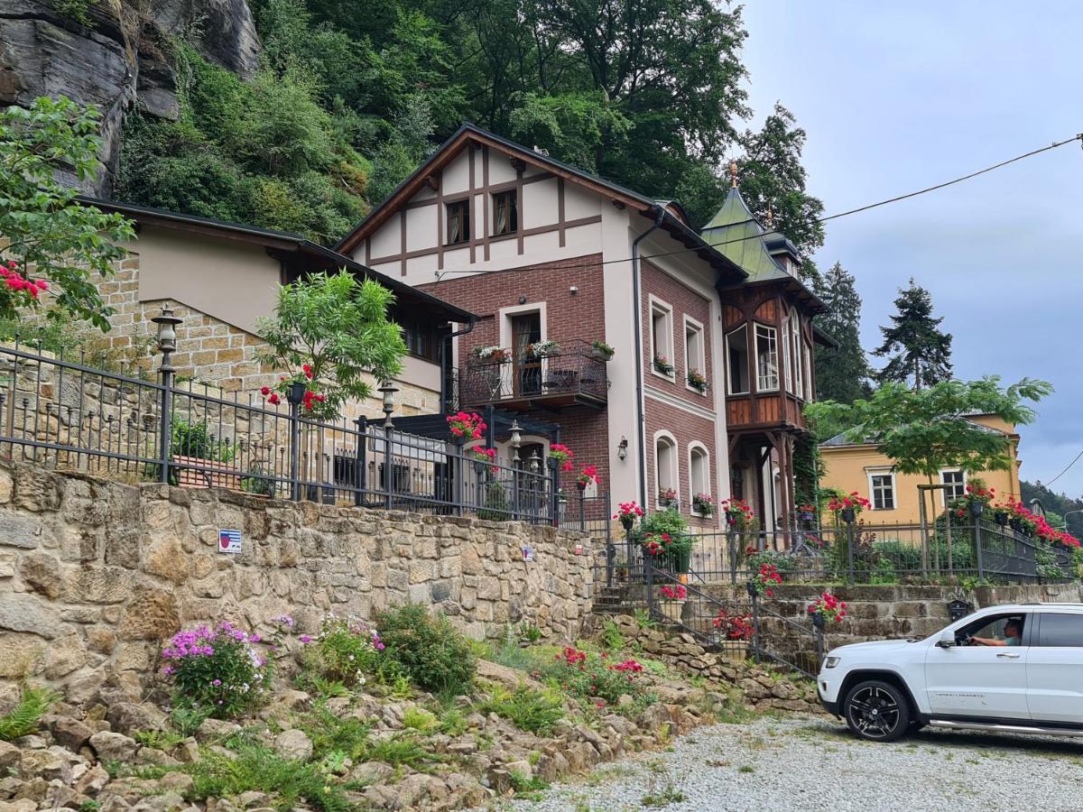 Labsky Dvur Apartment Hřensko Екстериор снимка