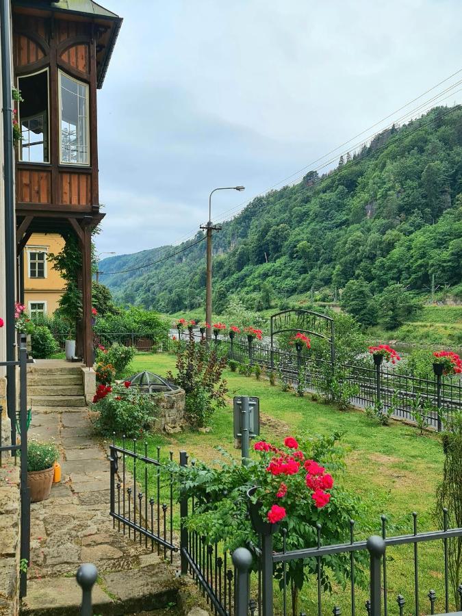 Labsky Dvur Apartment Hřensko Екстериор снимка