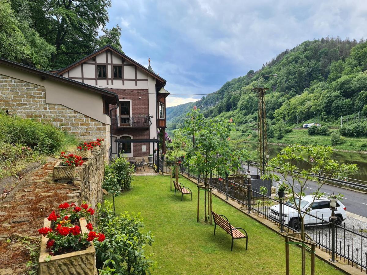 Labsky Dvur Apartment Hřensko Екстериор снимка
