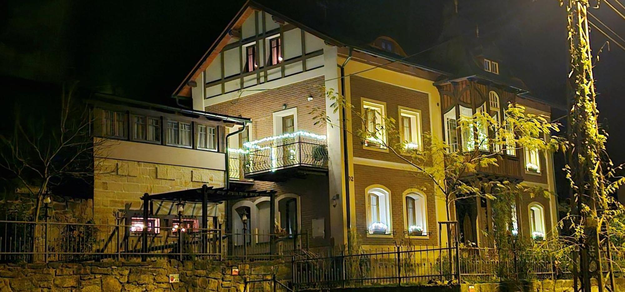 Labsky Dvur Apartment Hřensko Екстериор снимка